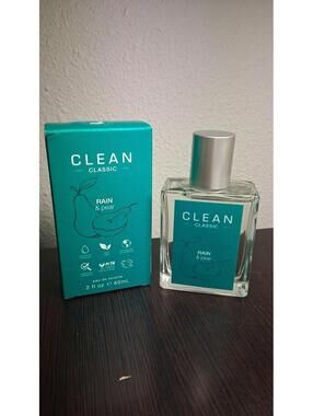 CLEAN Classic Rain & Pear Eau de Toilette – 2 fl oz / 60 mL